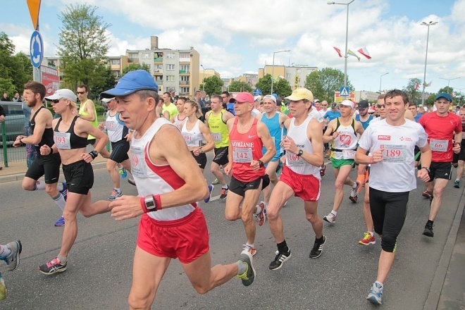 XXI Półmaraton Kurpiowski [24.05.2015] - zdjęcie #45 - eOstroleka.pl