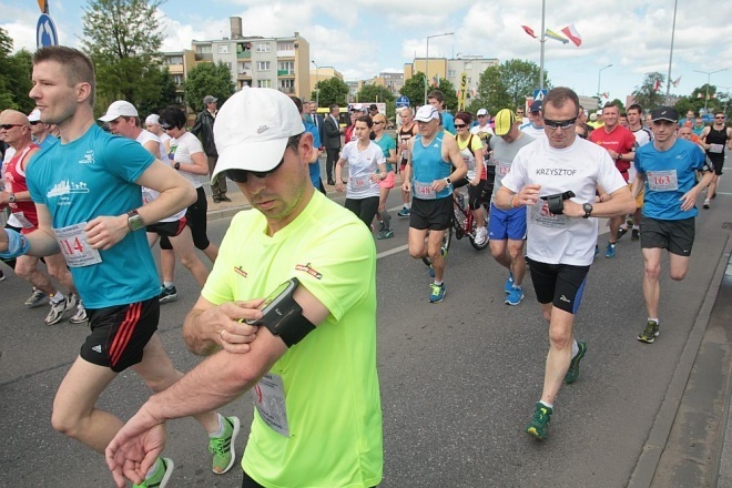 XXI Półmaraton Kurpiowski [24.05.2015] - zdjęcie #55 - eOstroleka.pl