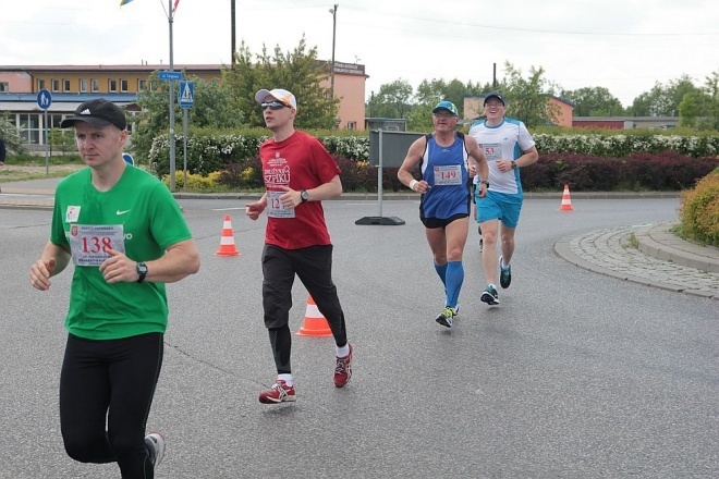XXI Półmaraton Kurpiowski [24.05.2015] - zdjęcie #223 - eOstroleka.pl