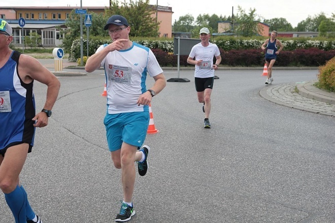 XXI Półmaraton Kurpiowski [24.05.2015] - zdjęcie #131 - eOstroleka.pl