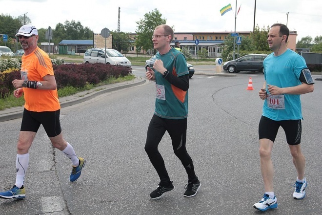 XXI Półmaraton Kurpiowski [24.05.2015] - zdjęcie #197 - eOstroleka.pl