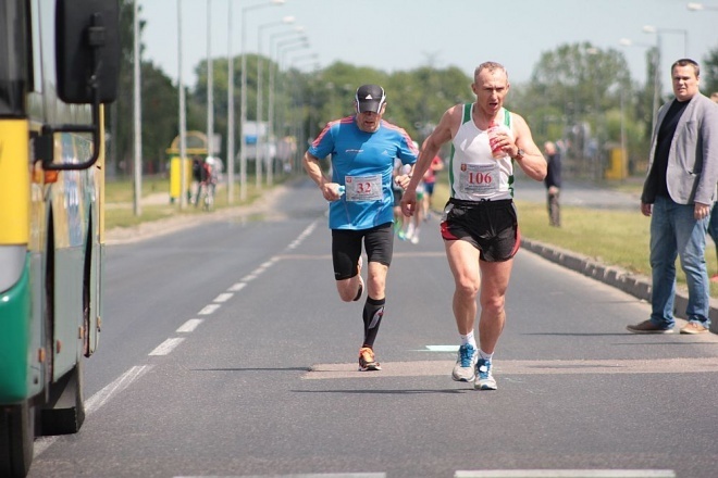 XXI Półmaraton Kurpiowski [24.05.2015] - zdjęcie #200 - eOstroleka.pl