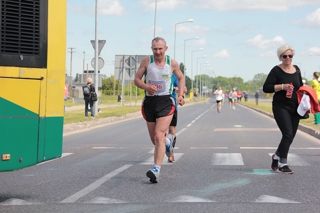 XXI Półmaraton Kurpiowski [24.05.2015] - zdjęcie #201 - eOstroleka.pl