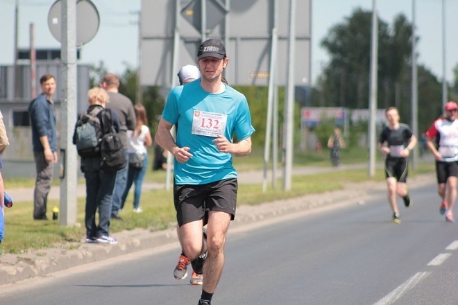 XXI Półmaraton Kurpiowski [24.05.2015] - zdjęcie #257 - eOstroleka.pl