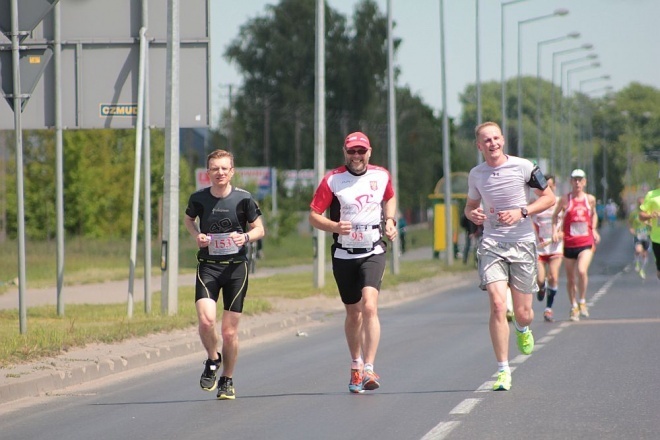 XXI Półmaraton Kurpiowski [24.05.2015] - zdjęcie #259 - eOstroleka.pl