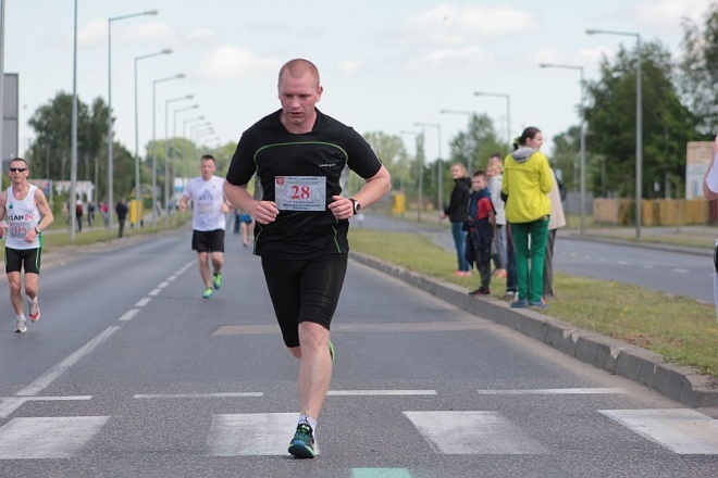 XXI Półmaraton Kurpiowski [24.05.2015] - zdjęcie #297 - eOstroleka.pl