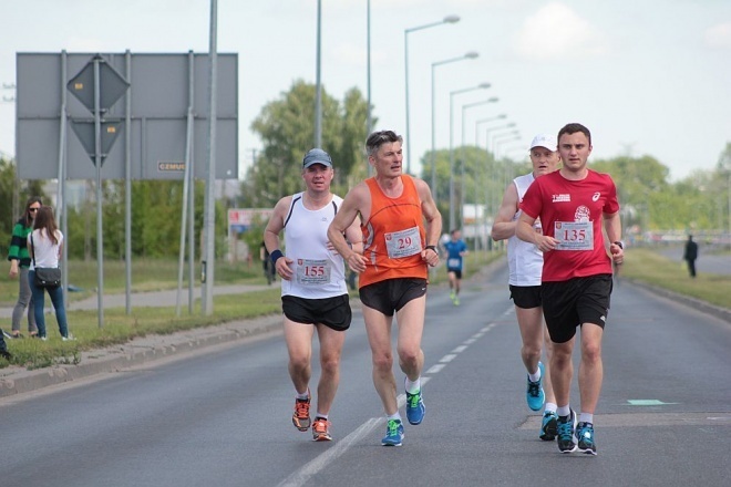 XXI Półmaraton Kurpiowski [24.05.2015] - zdjęcie #316 - eOstroleka.pl