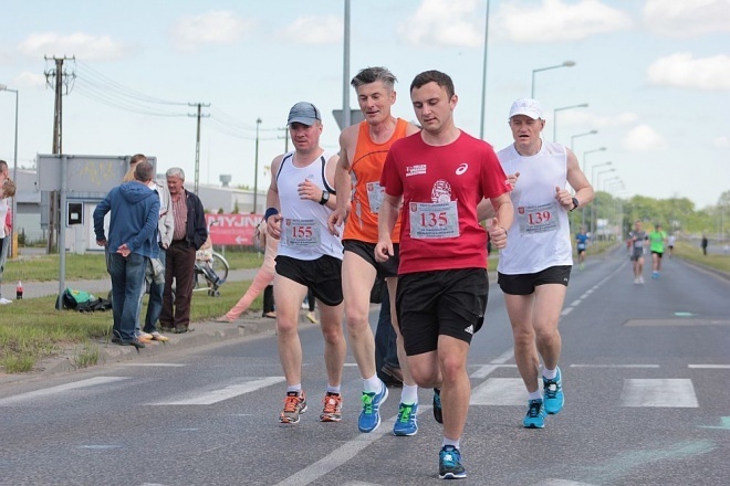 XXI Półmaraton Kurpiowski [24.05.2015] - zdjęcie #317 - eOstroleka.pl