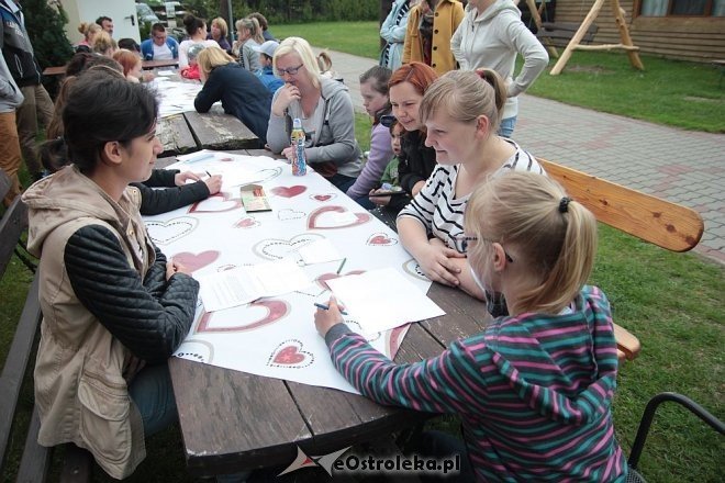 Spotkanie integracyjne wolontariuszy z ZSZ nr 3 i podopiecznych Kolorowej Szkoły [25.05.2015] - zdjęcie #12 - eOstroleka.pl