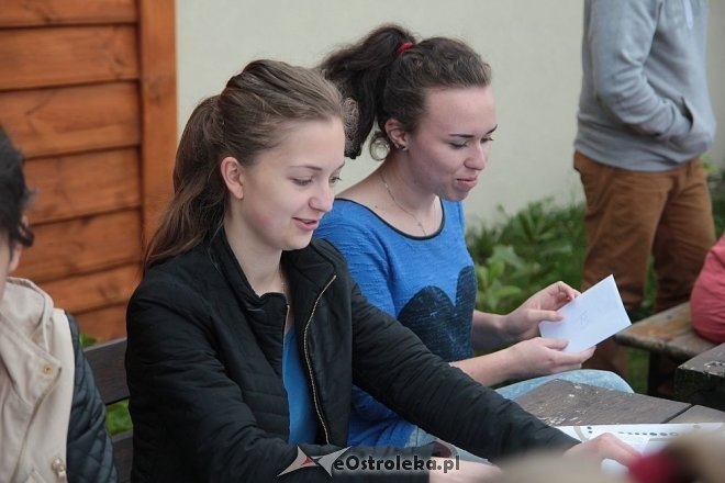 Spotkanie integracyjne wolontariuszy z ZSZ nr 3 i podopiecznych Kolorowej Szkoły [25.05.2015] - zdjęcie #17 - eOstroleka.pl