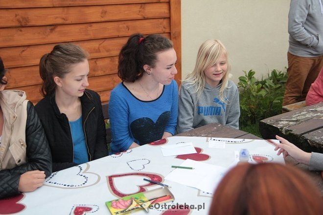 Spotkanie integracyjne wolontariuszy z ZSZ nr 3 i podopiecznych Kolorowej Szkoły [25.05.2015] - zdjęcie #20 - eOstroleka.pl