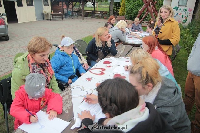Spotkanie integracyjne wolontariuszy z ZSZ nr 3 i podopiecznych Kolorowej Szkoły [25.05.2015] - zdjęcie #36 - eOstroleka.pl