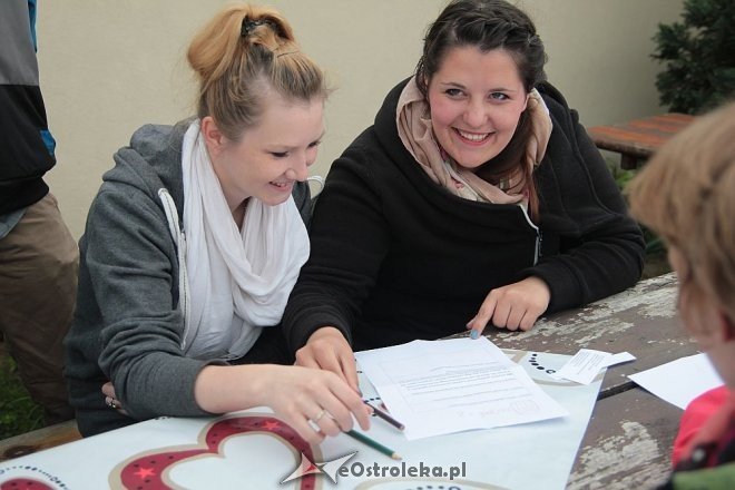 Spotkanie integracyjne wolontariuszy z ZSZ nr 3 i podopiecznych Kolorowej Szkoły [25.05.2015] - zdjęcie #4 - eOstroleka.pl