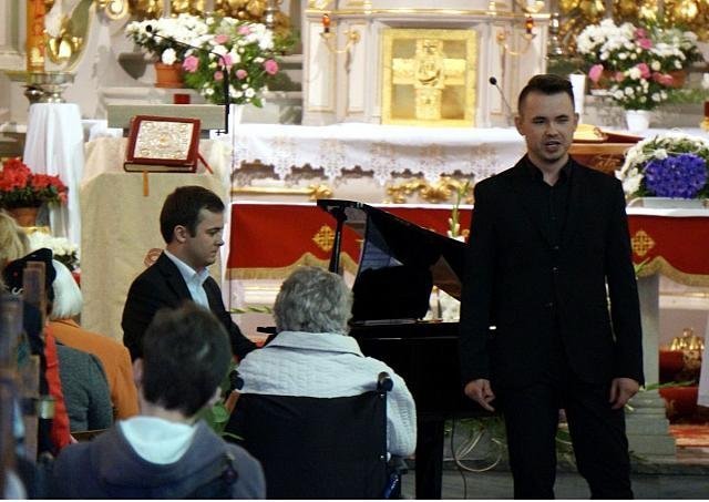 Koncert w Rzekuniu [24.05.2015] - zdjęcie #5 - eOstroleka.pl