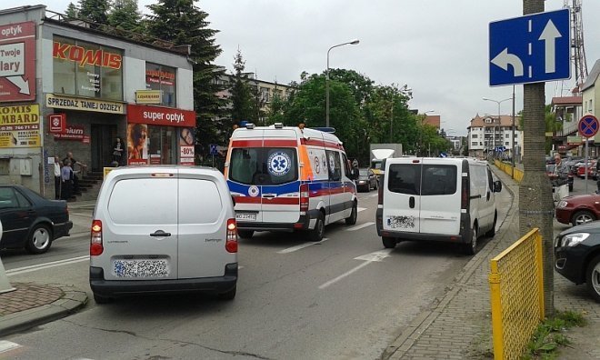 Ostrołęka: Potrącenie pieszego przy SP nr 1 [26.05.2015] - zdjęcie #3 - eOstroleka.pl
