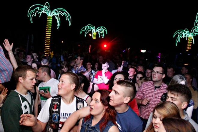 Celebrity in Ibiza: Gorąca impreza z Adamem Kraśko i Marcinem Kotyńskim [26.05.2015] - zdjęcie #49 - eOstroleka.pl