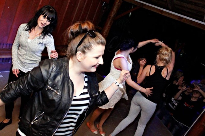 Celebrity in Ibiza: Gorąca impreza z Adamem Kraśko i Marcinem Kotyńskim [26.05.2015] - zdjęcie #18 - eOstroleka.pl