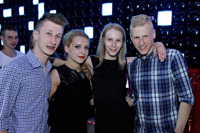 Celebrity in Ibiza: Gorąca impreza z Adamem Kraśko i Marcinem Kotyńskim [26.05.2015] - zdjęcie #13 - eOstroleka.pl