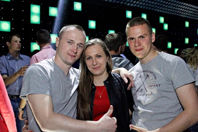 Celebrity in Ibiza: Gorąca impreza z Adamem Kraśko i Marcinem Kotyńskim [26.05.2015] - zdjęcie #6 - eOstroleka.pl