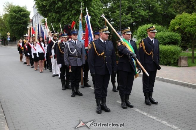 Samorządowcy uczcili pamięć poległych w bitwie pod Ostrołęką z 1831 roku [26.05.2015] - zdjęcie #1 - eOstroleka.pl