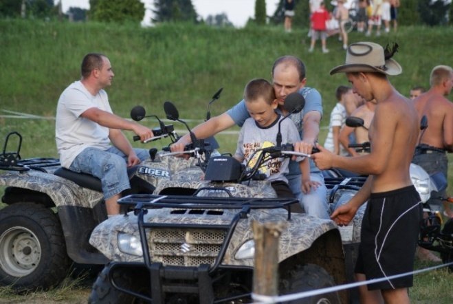 Festyn letni na plaży (18.06.09) - zdjęcie #10 - eOstroleka.pl