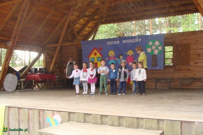Piknik Rodzinny Przedszkola Samorządowego w Kadzidle - zdjęcie #4 - eOstroleka.pl