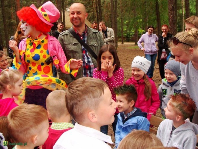 Piknik Rodzinny Przedszkola Samorządowego w Kadzidle - zdjęcie #41 - eOstroleka.pl