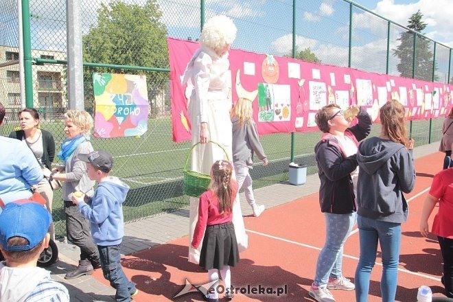 Prozdrowotny festyn rodzinny w Szkole Podstawowej nr 6 [28.05.2015] - zdjęcie #29 - eOstroleka.pl