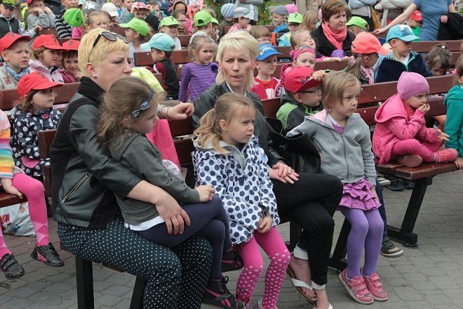 Ostrołęka: Festiwal Piosenki Przedszkolnej [29.05.2015] - zdjęcie #43 - eOstroleka.pl