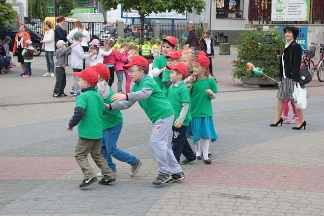 Ostrołęka: Festiwal Piosenki Przedszkolnej [29.05.2015] - zdjęcie #44 - eOstroleka.pl