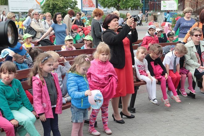 Ostrołęka: Festiwal Piosenki Przedszkolnej [29.05.2015] - zdjęcie #86 - eOstroleka.pl