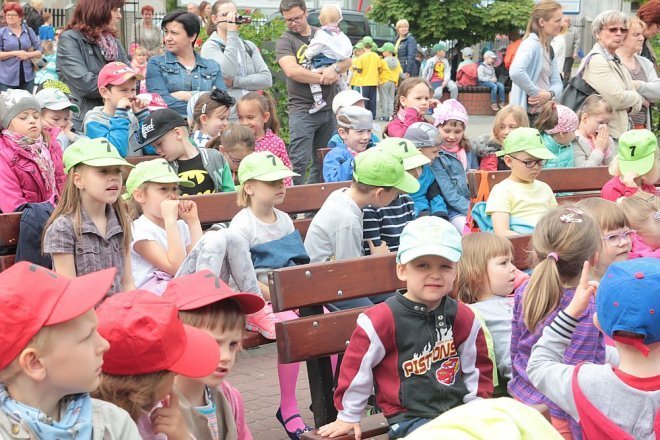 Ostrołęka: Festiwal Piosenki Przedszkolnej [29.05.2015] - zdjęcie #8 - eOstroleka.pl