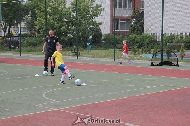 Turniej piłkarski dla dzieci - organizator: Korona Ostrołęka [30.05.2015] - zdjęcie #127 - eOstroleka.pl