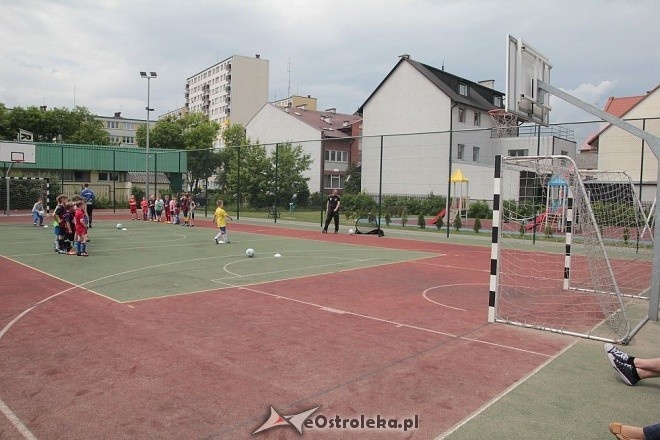 Turniej piłkarski dla dzieci - organizator: Korona Ostrołęka [30.05.2015] - zdjęcie #126 - eOstroleka.pl
