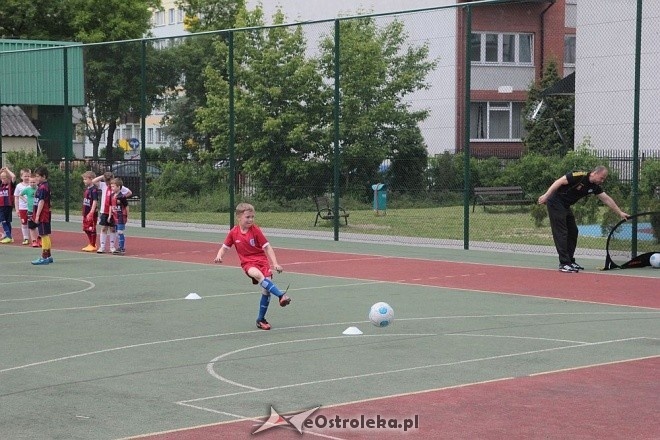 Turniej piłkarski dla dzieci - organizator: Korona Ostrołęka [30.05.2015] - zdjęcie #124 - eOstroleka.pl