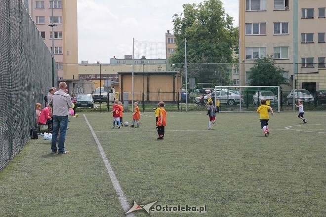 Turniej piłkarski dla dzieci - organizator: Korona Ostrołęka [30.05.2015] - zdjęcie #123 - eOstroleka.pl