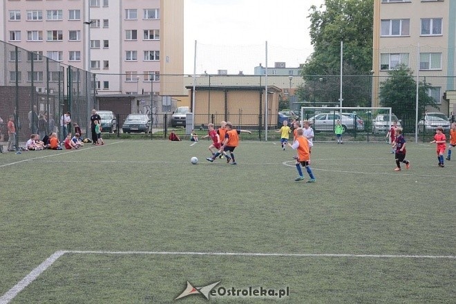 Turniej piłkarski dla dzieci - organizator: Korona Ostrołęka [30.05.2015] - zdjęcie #91 - eOstroleka.pl