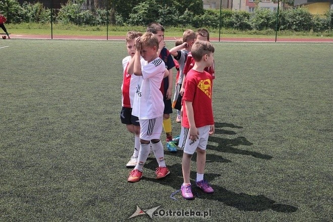 Turniej piłkarski dla dzieci - organizator: Korona Ostrołęka [30.05.2015] - zdjęcie #72 - eOstroleka.pl