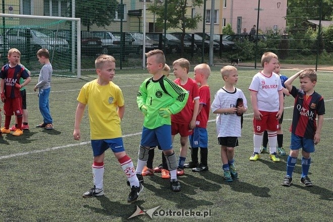 Turniej piłkarski dla dzieci - organizator: Korona Ostrołęka [30.05.2015] - zdjęcie #71 - eOstroleka.pl