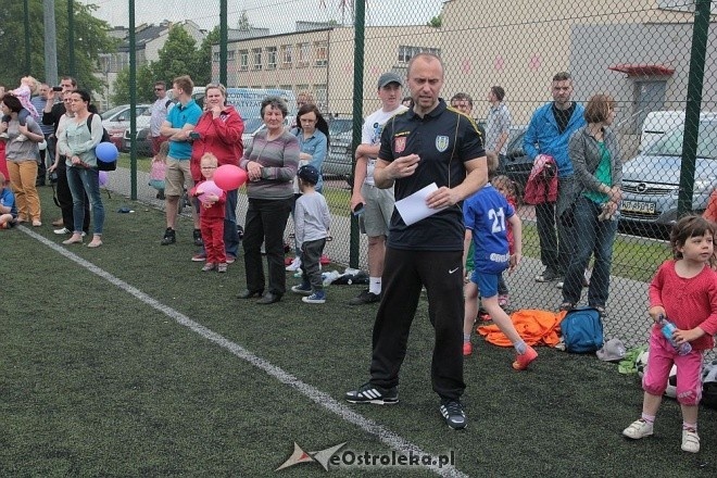 Turniej piłkarski dla dzieci - organizator: Korona Ostrołęka [30.05.2015] - zdjęcie #62 - eOstroleka.pl