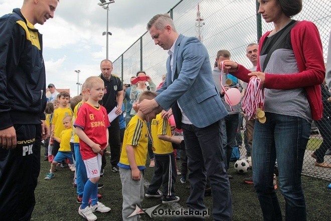 Turniej piłkarski dla dzieci - organizator: Korona Ostrołęka [30.05.2015] - zdjęcie #54 - eOstroleka.pl