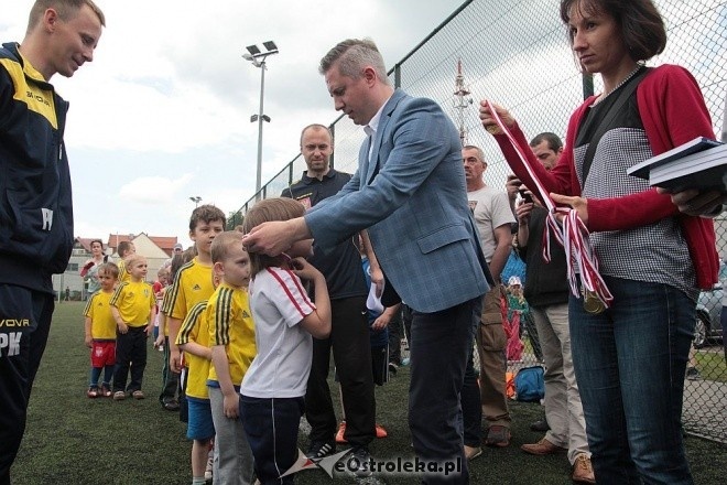 Turniej piłkarski dla dzieci - organizator: Korona Ostrołęka [30.05.2015] - zdjęcie #49 - eOstroleka.pl