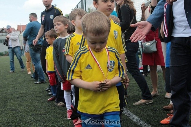 Turniej piłkarski dla dzieci - organizator: Korona Ostrołęka [30.05.2015] - zdjęcie #46 - eOstroleka.pl