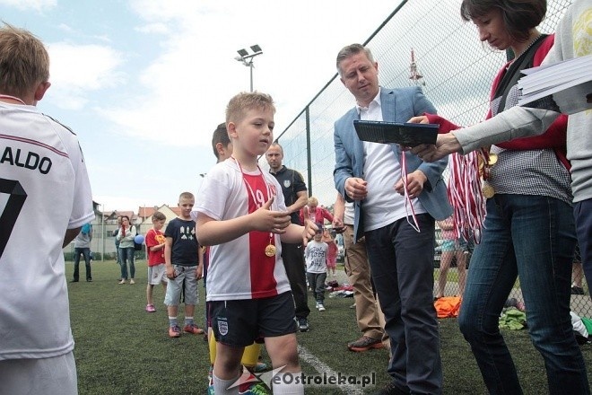 Turniej piłkarski dla dzieci - organizator: Korona Ostrołęka [30.05.2015] - zdjęcie #35 - eOstroleka.pl
