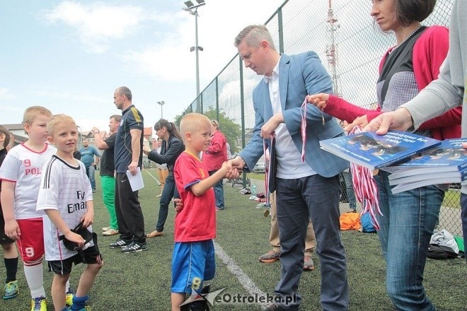 Turniej piłkarski dla dzieci - organizator: Korona Ostrołęka [30.05.2015] - zdjęcie #24 - eOstroleka.pl