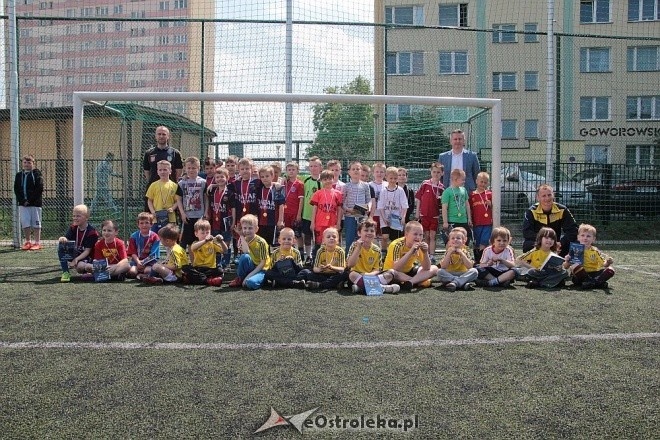 Turniej piłkarski dla dzieci - organizator: Korona Ostrołęka [30.05.2015] - zdjęcie #7 - eOstroleka.pl