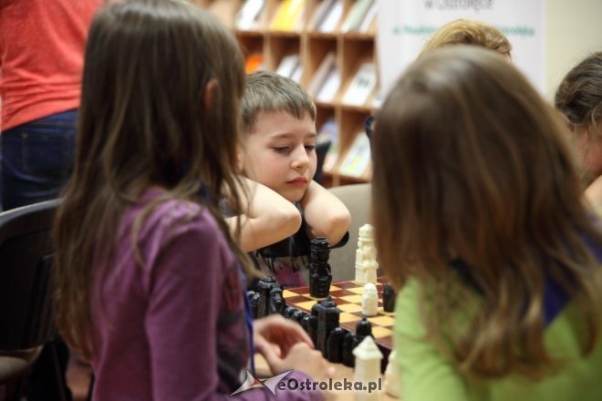 Ostrołęka: Moc atrakcji dla „moli książkowych” w noc bibliotek [30.05.2015] - zdjęcie #32 - eOstroleka.pl
