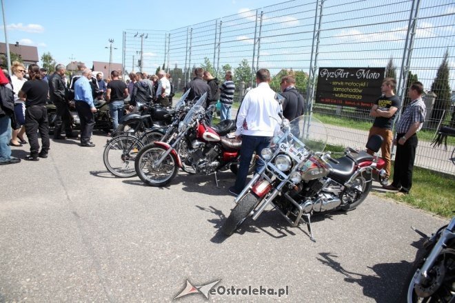 Rzekuń: IV Zlot Miłośników Starej Motoryzacji [31.05.2015] - zdjęcie #3 - eOstroleka.pl