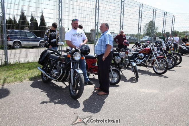 Rzekuń: IV Zlot Miłośników Starej Motoryzacji [31.05.2015] - zdjęcie #19 - eOstroleka.pl