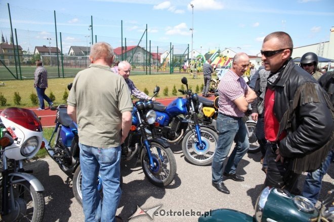 Rzekuń: IV Zlot Miłośników Starej Motoryzacji [31.05.2015] - zdjęcie #26 - eOstroleka.pl
